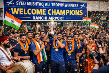 सैयद मुश्ताक अली ट्रॉफी जीतकर लौटी टीम का रांची एयरपोर्ट पर भव्य स्वागत, क्रिकेट प्रेमियों में जश्न का माहौल